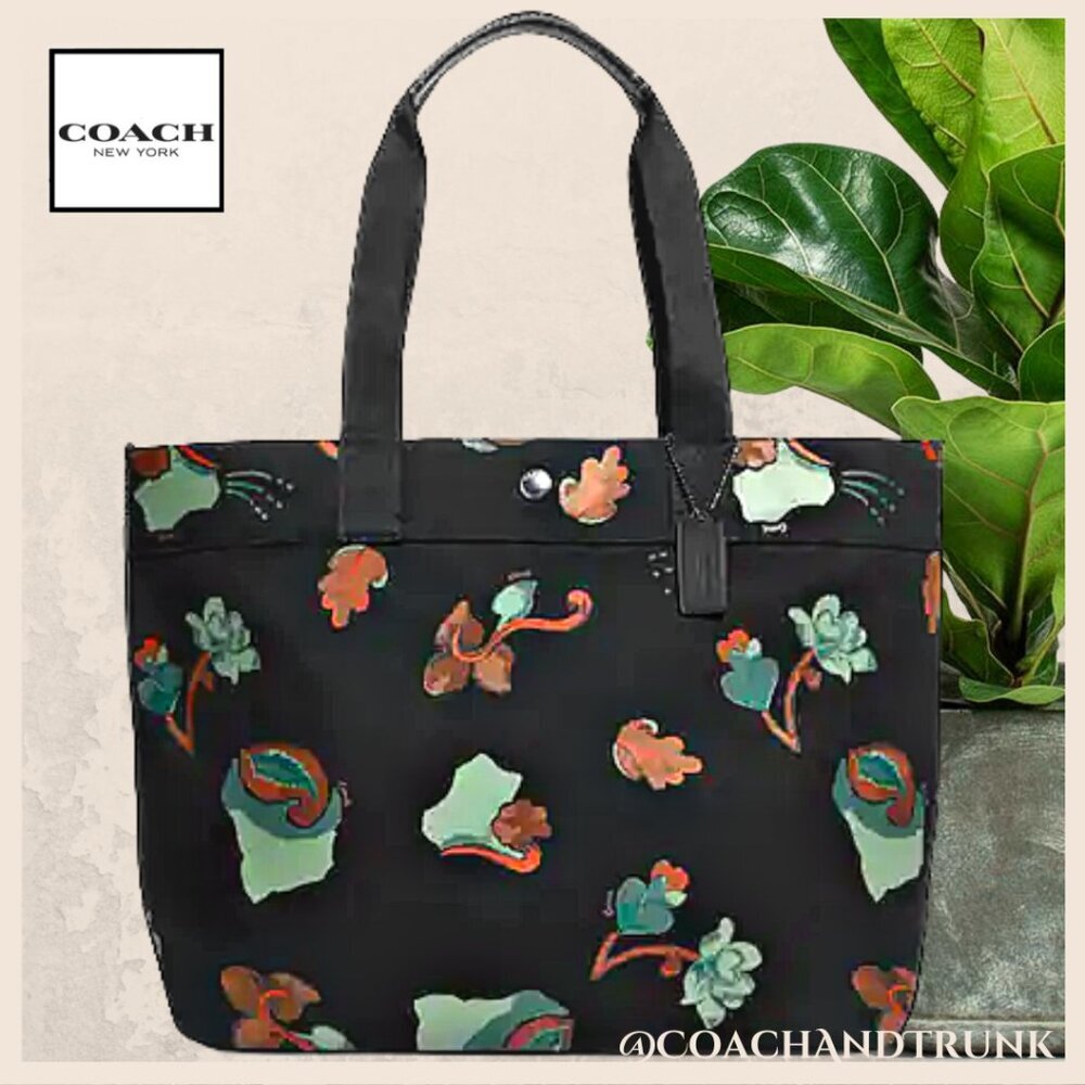 Coach Limited Edition Field Tote 38 Leather Reinforced Bottom Gun Metal Accents